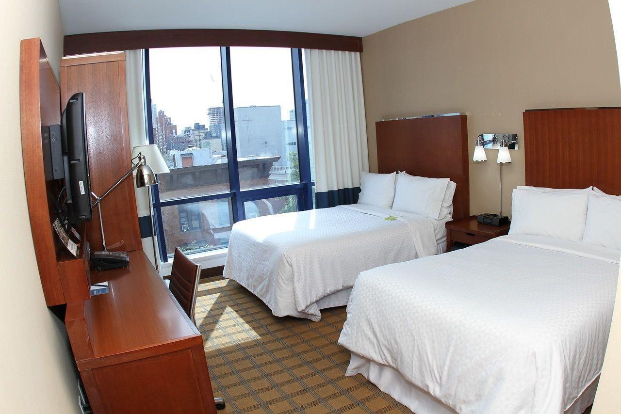 Vista Lic Hotel, Premier Collection By Best Western New York City Exterior photo