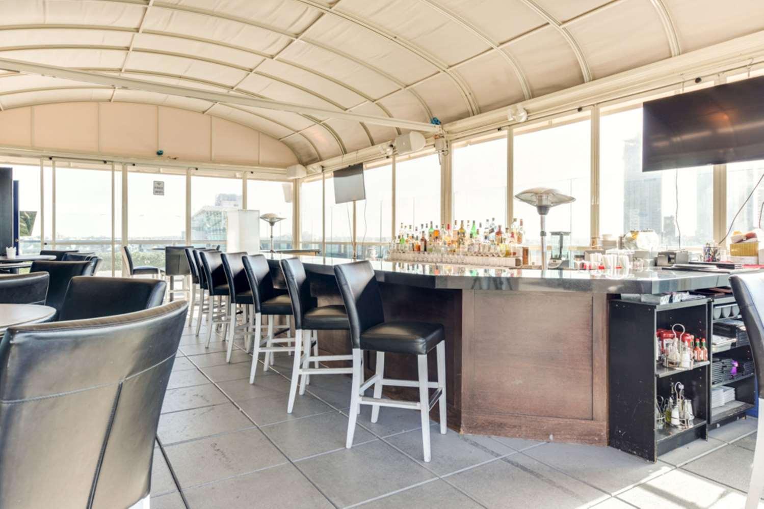 Vista Lic Hotel, Premier Collection By Best Western New York City Exterior photo