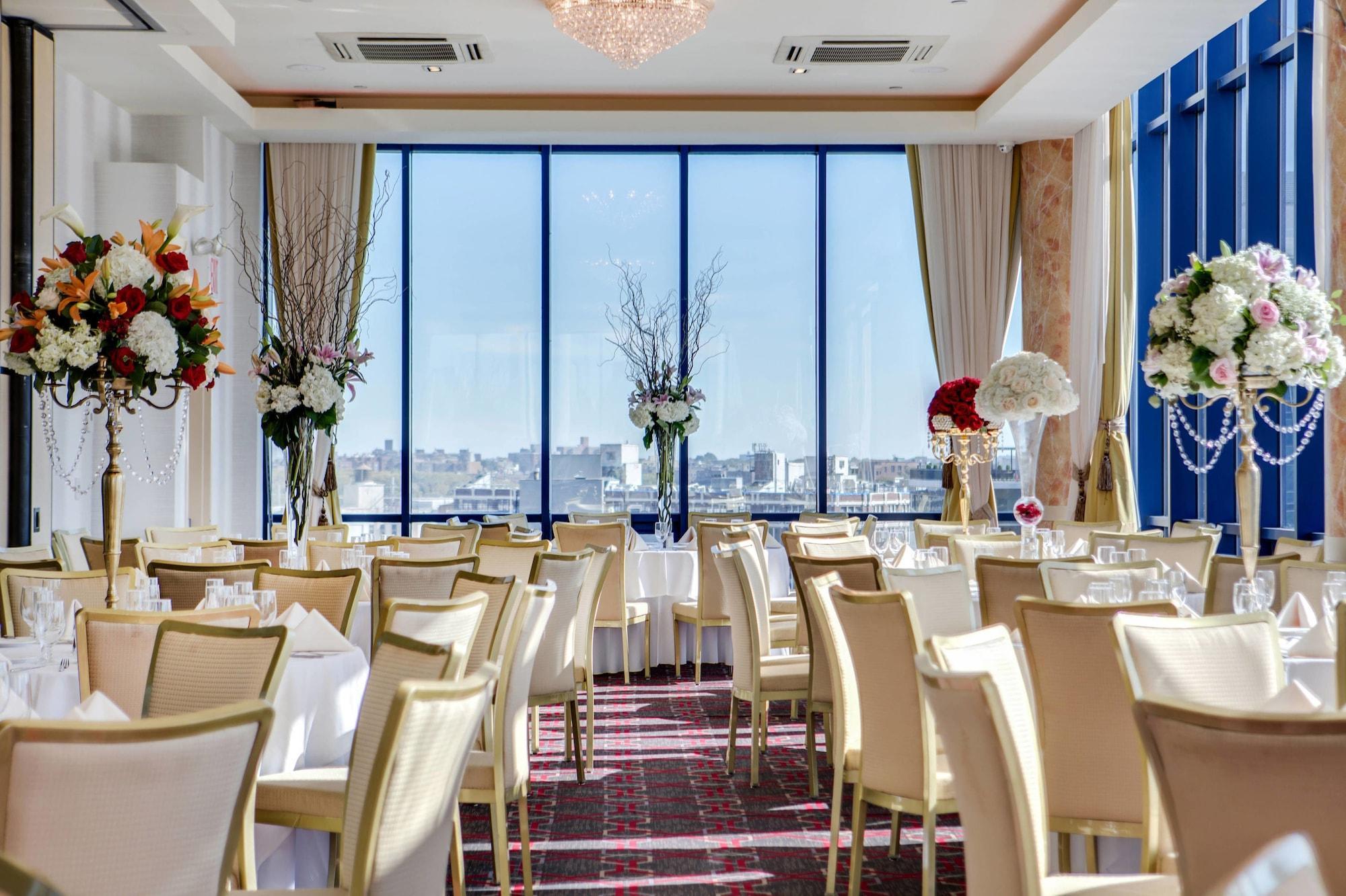 Vista Lic Hotel, Premier Collection By Best Western New York City Exterior photo